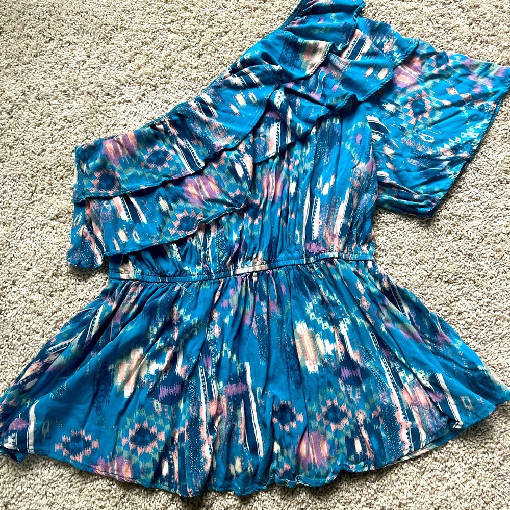 Woman’s XL One shoulder ruffle Aztec blue gathered waist country western